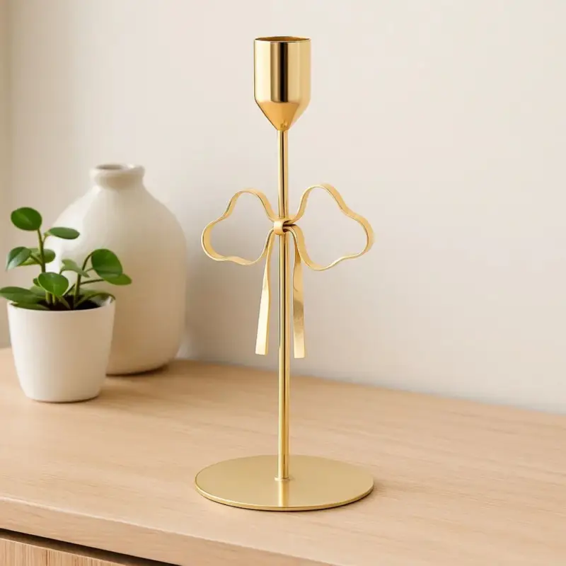 Oferta czasowa Świecznik metalowy, pozłacany, 21 cm